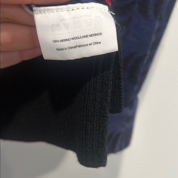 Tory Burch Black and Red Floral Cardigan - Picture 11 of 13